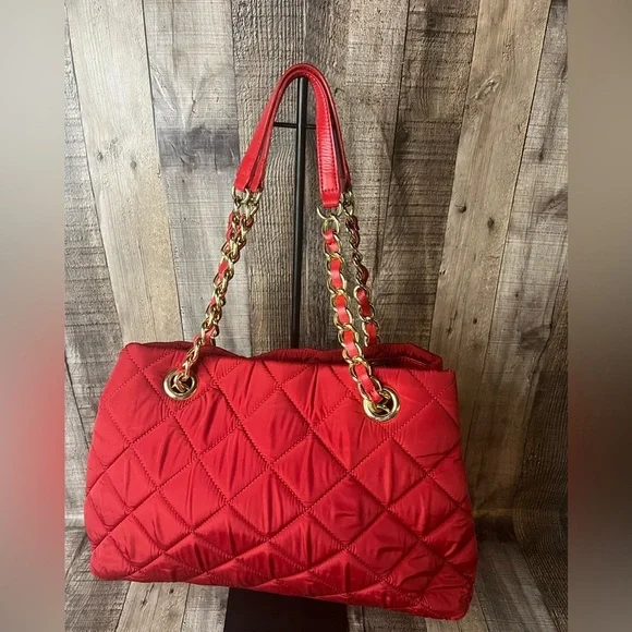 Talbots leather / nylon quilted red tote bag - Picture 4 of 16